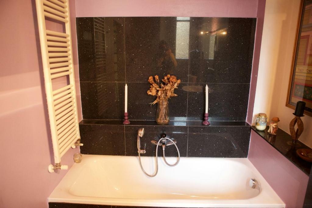 Le Corti 2 Apartment Alessandria Bagian luar foto